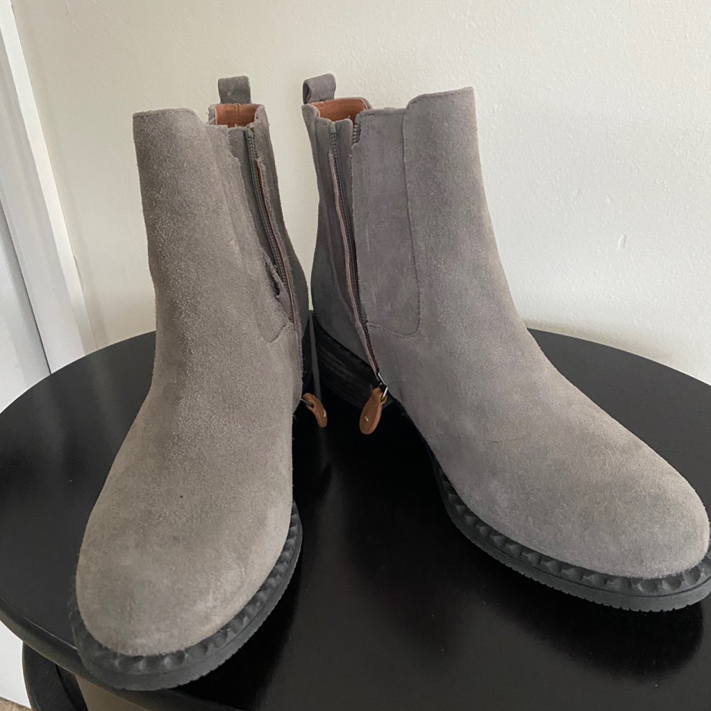 Brand New Boots Kenneth Cole